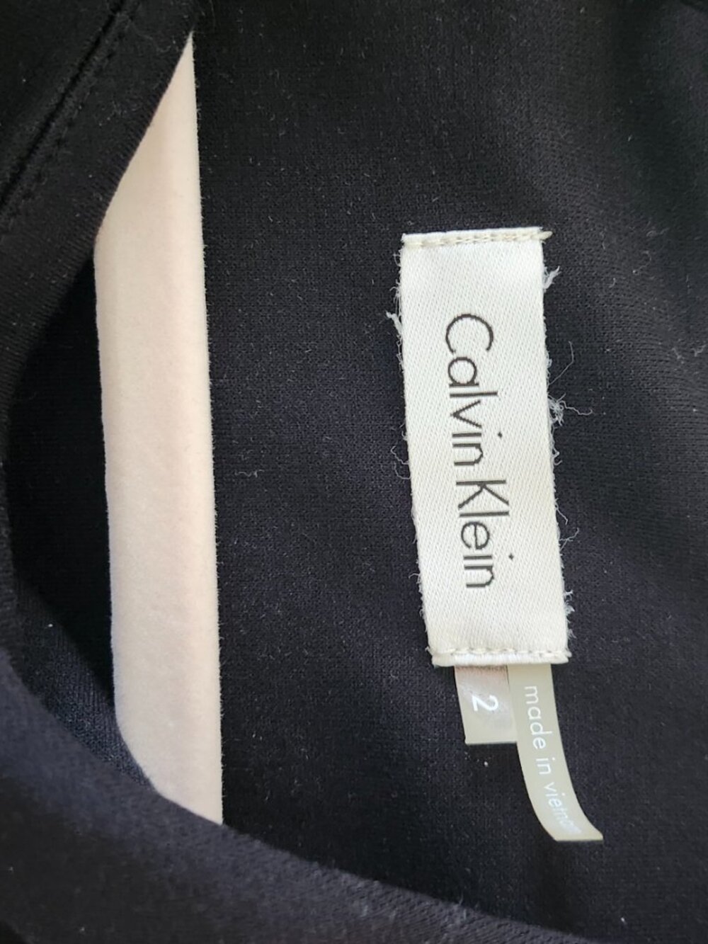 Calvin Klein - Picture 2 of 2